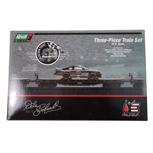 Dale Earnhardt Legacy Chevrolet Monte Carlo – 3-Piece Train Set HO Scale Revell
